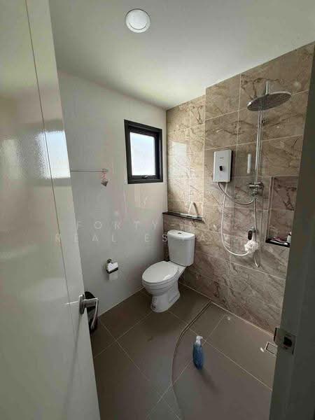 The City Rama 9-Ramkhamhaeng, Bangkok, Srinakarin - Rom Klao Road, Saphan Sung, Bangkok, 4 Bedrooms, 286 sqm, Single Detached House For Rent, by Forty-Six Real Estate Group, 500550195 - DDproperty.com