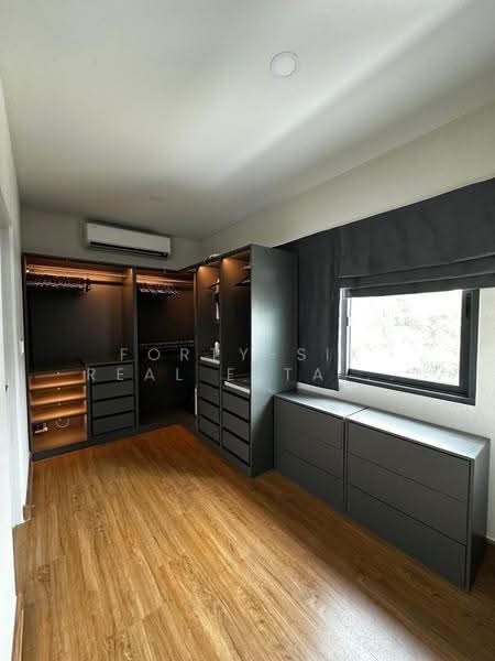 The City Rama 9-Ramkhamhaeng, Bangkok, Srinakarin - Rom Klao Road, Saphan Sung, Bangkok, 4 Bedrooms, 286 sqm, Single Detached House For Rent, by Forty-Six Real Estate Group, 500550195 - DDproperty.com
