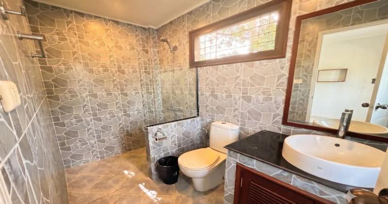 Spacious 4 Bed Sea View Villa with Garden in Bangrak, Surat Thani, Bo Put, Ko Samui, Surat Thani, 4 Bedrooms, 1,425 sqm, Villa For Sale, by Conrad Properties, 500550196 - DDproperty.com