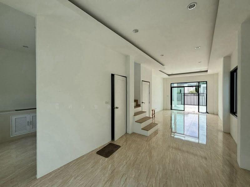 Brand New 4-Bed House in Saraphi, Chiang Mai, Nong Phung, Saraphi, Chiang Mai, 4 Bedrooms, 185 sqm, Single Detached House For Sale, by นิศาชล ใจแปง, 500550219 - DDproperty.com