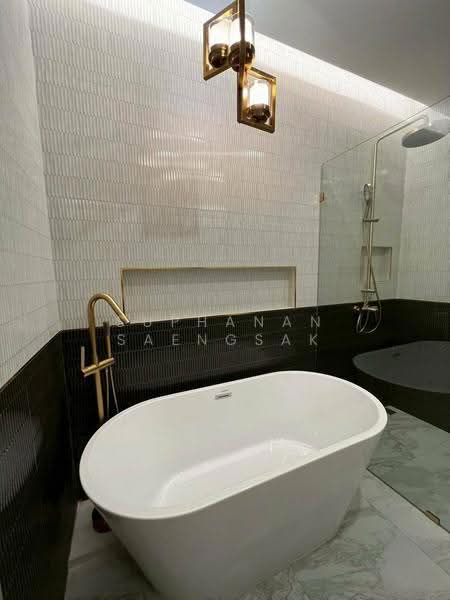 Brand New Townhouse For Rent Sukhumvit 50 BTS On nut, Bangkok, Sukhumvit 50, Phra Kanong, Khlong Toei, Bangkok, 3 Bedrooms, 200 sqm, Townhouse For Rent, by Suphanan Saengsak, 500550280 - DDproperty.com