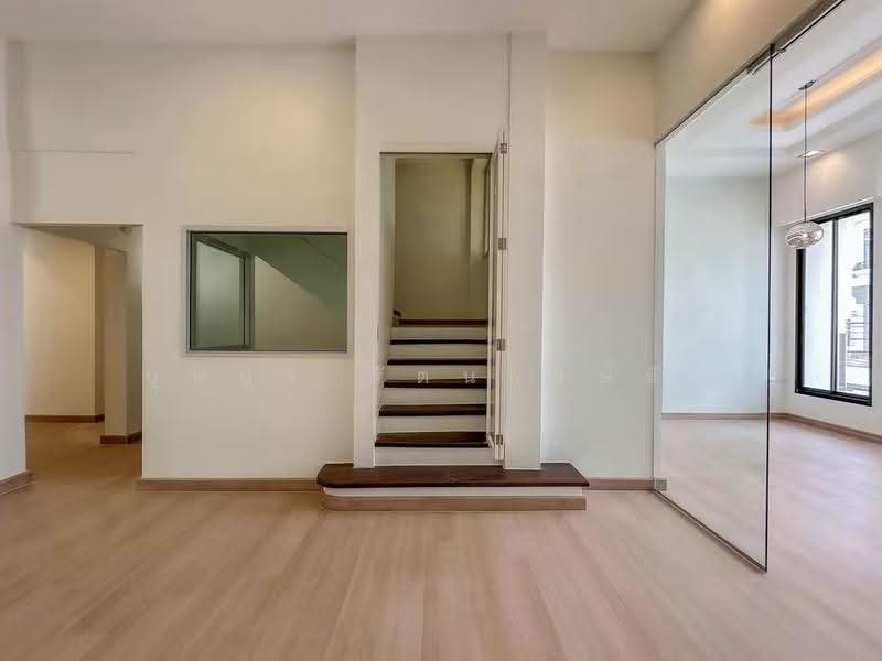 Baan Klang Muang Rama 9 - Ladprao, Bangkok, Soi Ladprao 88, Wang Thonglang, Bangkok, 4 Bedrooms, 250 sqm, Townhouse For Sale, by บุษบา รัตนวงษ์ชัย, 500550281 - DDproperty.com
