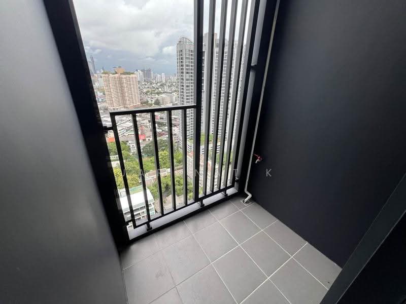 IDEO Sukhumvit Rama 4, Bangkok, Soi Sukhumvit 44, Sukhumvit Road, Phra Kanong, Khlong Toei, Bangkok, 1 Bedroom, 30 sqm, Condo For Rent, by Jarunat K, 500550295 - DDproperty.com
