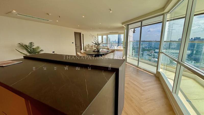 Sukhumvit Suite : สุขุมวิท สวีท, กรุงเทพ, 19 ซอยสุขุมวิท 13, คลองเตยเหนือ, วัฒนา, กรุงเทพ, 220 ตร.ม., Condo ขาย, โดย Thanapatana Limsouklam, 500550305 - DDproperty.com