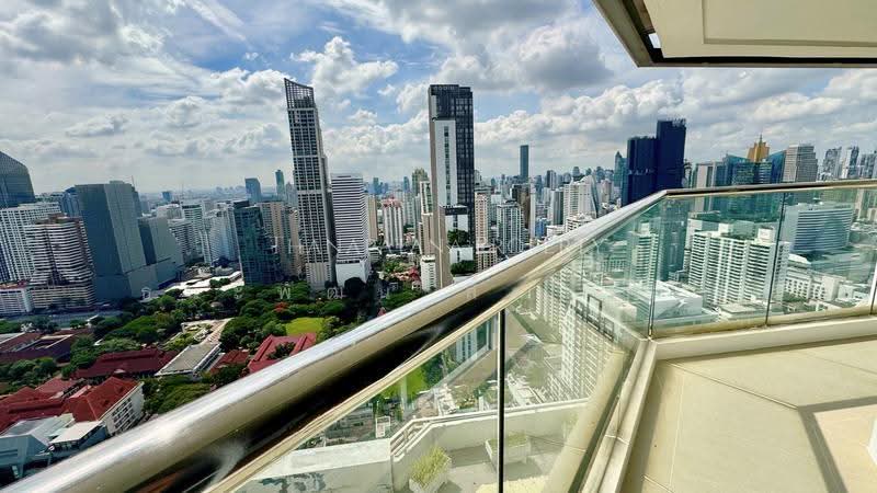 Sukhumvit Suite, Bangkok, 19 Soi Sukhumvit 13, Khlongtoei Nua, Watthana, Bangkok, 4 Bedrooms, 220 sqm, Condo For Sale, by Thanapatana Limsouklam, 500550305 - DDproperty.com