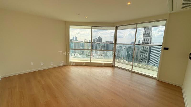 Sukhumvit Suite, Bangkok, 19 Soi Sukhumvit 13, Khlongtoei Nua, Watthana, Bangkok, 4 Bedrooms, 220 sqm, Condo For Sale, by Thanapatana Limsouklam, 500550305 - DDproperty.com