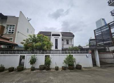 ขาย - [ขาย] ที่ดินพร้อมบ้านเดี่ยว 2 ชั้น ทำเลทองใจกลาง New CBD รัชดา ซอย 3 - พระราม 9, กรุงเทพ