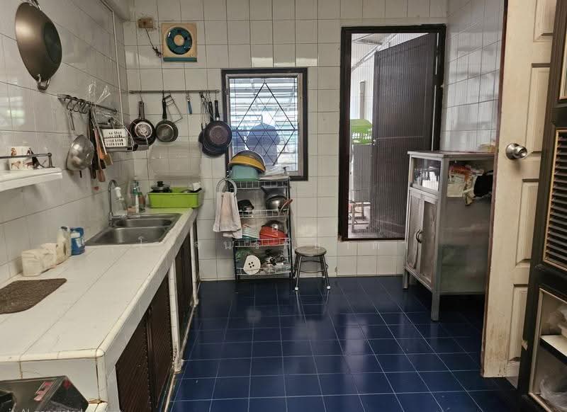 [FOR SALE] Land with Detached House in Prime New CBD Location – Ratchada Soi 3, Rama 9, Bangkok, รัชดาภิเษก, Din Daeng, Bangkok, 3 Bedrooms, 130 sqm, Single Detached House For Sale, by อรอุษา โรจน์รพีธาดา, 500550324 - DDproperty.com