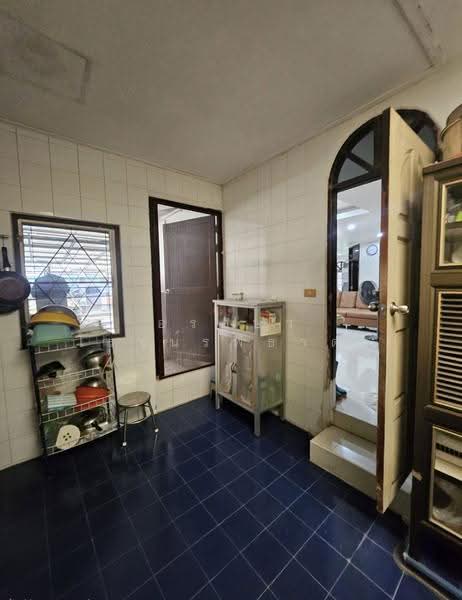 [FOR SALE] Land with Detached House in Prime New CBD Location – Ratchada Soi 3, Rama 9, Bangkok, รัชดาภิเษก, Din Daeng, Bangkok, 3 Bedrooms, 130 sqm, Single Detached House For Sale, by อรอุษา โรจน์รพีธาดา, 500550324 - DDproperty.com