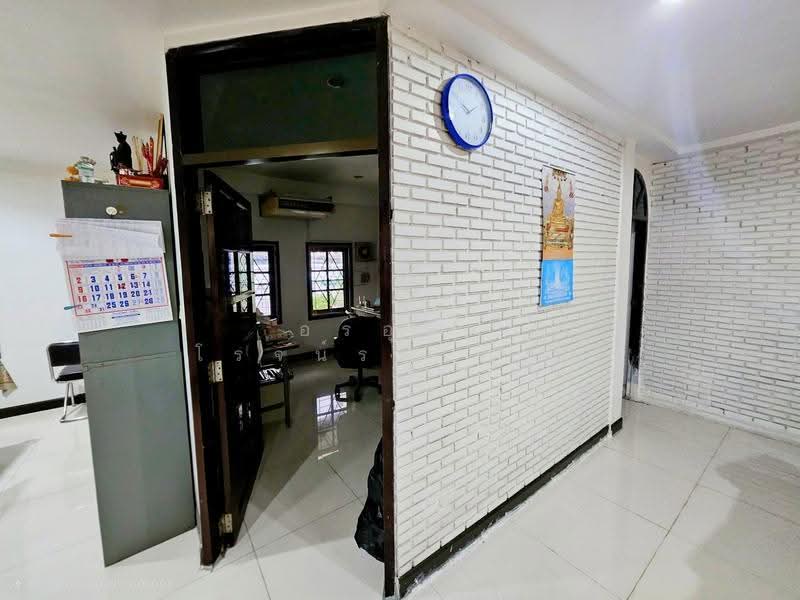 [FOR SALE] Land with Detached House in Prime New CBD Location – Ratchada Soi 3, Rama 9, Bangkok, รัชดาภิเษก, Din Daeng, Bangkok, 3 Bedrooms, 130 sqm, Single Detached House For Sale, by อรอุษา โรจน์รพีธาดา, 500550324 - DDproperty.com