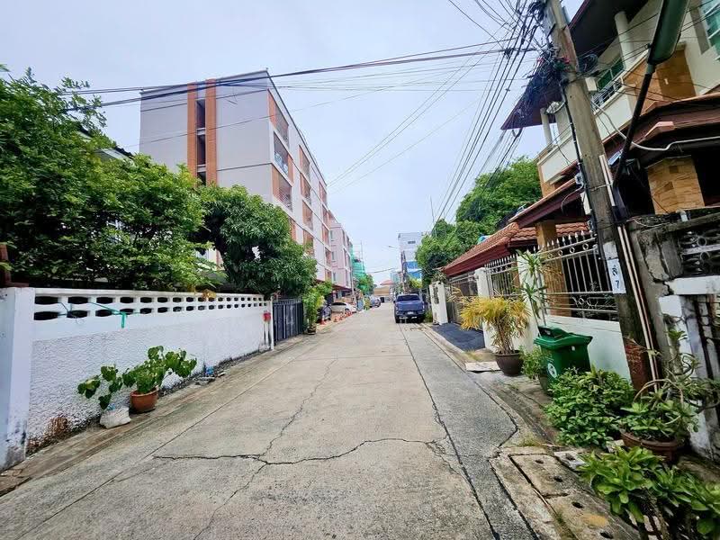 [FOR SALE] Land with Detached House in Prime New CBD Location – Ratchada Soi 3, Rama 9, Bangkok, รัชดาภิเษก, Din Daeng, Bangkok, 3 Bedrooms, 130 sqm, Single Detached House For Sale, by อรอุษา โรจน์รพีธาดา, 500550324 - DDproperty.com