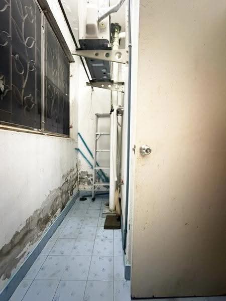 Baan Eua-Athorn Romklao 1-6, Bangkok, Kheha Rom Klao Road, Khlong Song Ton Nun, Lat Krabang, Bangkok, 1 Bedroom, 33 sqm, Condo For Sale, by The Best Property ป๋อมแป๋ม, 500550350 - DDproperty.com