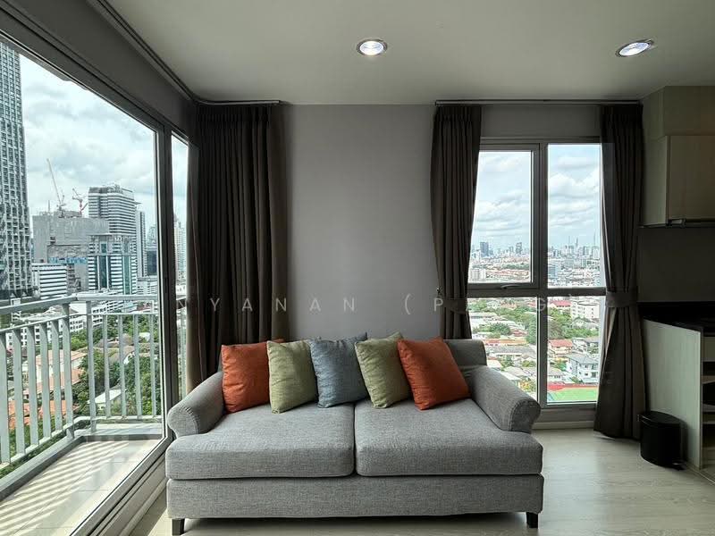 Rhythm Sathorn-Narathiwas : ริทึ่ม สาทร-นราธิวาส, กรุงเทพ, 651 ถนนนราธิวาสราชนครินทร์, ทุ่งมหาเมฆ, สาทร, กรุงเทพ, 60 ตร.ม., คอนโด ให้เช่า, โดย Janyanan (Pang), 500550362 - DDproperty.com