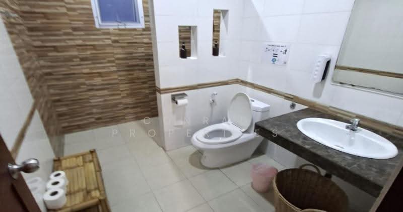Tropical 14 Bed Beachside Resort for Sale in Na Mueang, Surat Thani, Ang Thong, Ko Samui, Surat Thani, 10+ Bedrooms, 2,250 sqm, Villa For Sale, by Conrad Properties, 500550395 - DDproperty.com