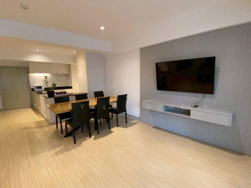 Villa Bajaj, Bangkok, Soi Sukhumvit 19, Khlongtoei Nua, Watthana, Bangkok, 2 Bedrooms, 160 sqm, Condo For Rent, by Thanyalak Ajmera, 500550418 - DDproperty.com