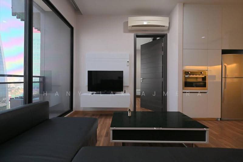 Ivy Ampio, Bangkok, 48 Ratchadaphisek Road, Huai Khwang, Bangkok, 1 Bedroom, 46 sqm, Condo For Rent, by Thanyalak Ajmera, 500550430 - DDproperty.com