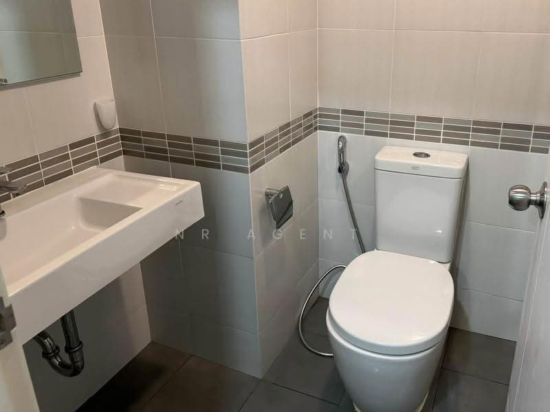 Lumpini Place Bangna Km.3, Bangkok, 52 Soi Bang Na-Trat 23, Bang Na, Bangkok, 1 Bedroom, 26 sqm, Condo For Sale, by NR AGENT, 500550482 - DDproperty.com