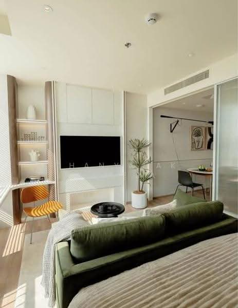 Noble Form Thonglor, Bangkok, Sukhumvit 55, Khlong Tan Nua, Watthana, Bangkok, 1 Bedroom, 32 sqm, Condo For Rent, by Thanyalak Ajmera, 500550486 - DDproperty.com