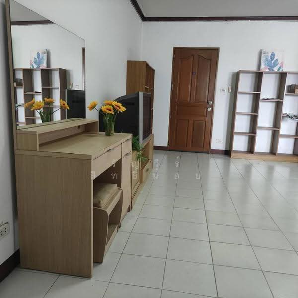 Montiantip Condo Town, Bangkok, 30 Soi Khi Suea Yai Samakkhi, Lat Phrao, Bangkok, 1 Bedroom, 39 sqm, Condo For Sale, by รัญวีร์ สิทธิ์น้อย, 500550494 - DDproperty.com