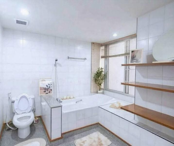 Ma Peng Seng Apartment, Bangkok, Soi Sukhumvit 31, Khlongtoei Nua, Watthana, Bangkok, 3 Bedrooms, 240 sqm, Apartment For Rent, by Nat Tantirapan, 500550496 - DDproperty.com