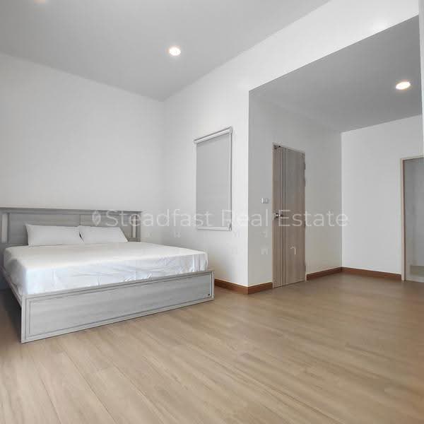 Baan Klang Muang Rama 9-Ramkhmahaeng, Bangkok, Soi Ramkhamhaeng 39, Phlapphla, Wang Thonglang, Bangkok, 3 Bedrooms, 149 sqm, Townhouse For Rent, by ธนภัทร ไทยจินดา, 500550507 - DDproperty.com
