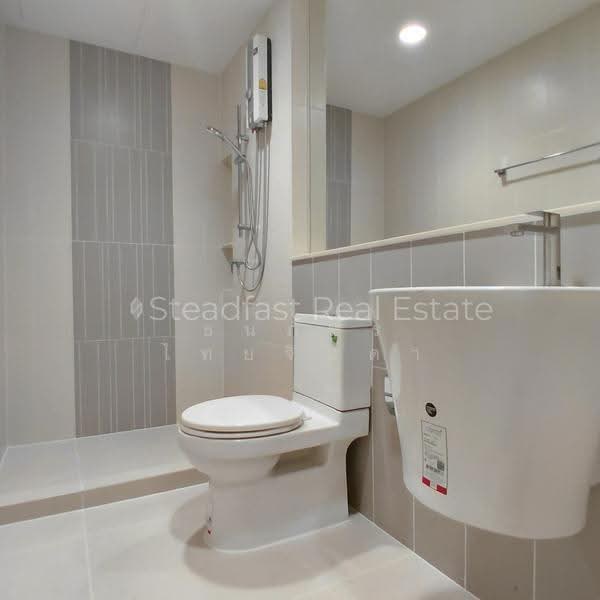 Baan Klang Muang Rama 9-Ramkhmahaeng, Bangkok, Soi Ramkhamhaeng 39, Phlapphla, Wang Thonglang, Bangkok, 3 Bedrooms, 149 sqm, Townhouse For Rent, by ธนภัทร ไทยจินดา, 500550507 - DDproperty.com