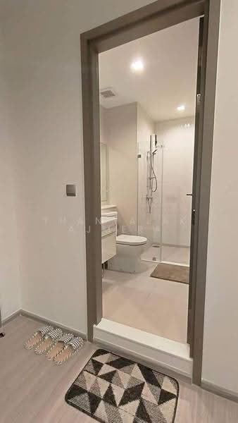 Life Asoke Hype, Bangkok, 339 Chaturathit Rd, Makkasan, Ratchathewi, Bangkok, 2 Bedrooms, 41 sqm, Condo For Rent, by Thanyalak Ajmera, 500550522 - DDproperty.com