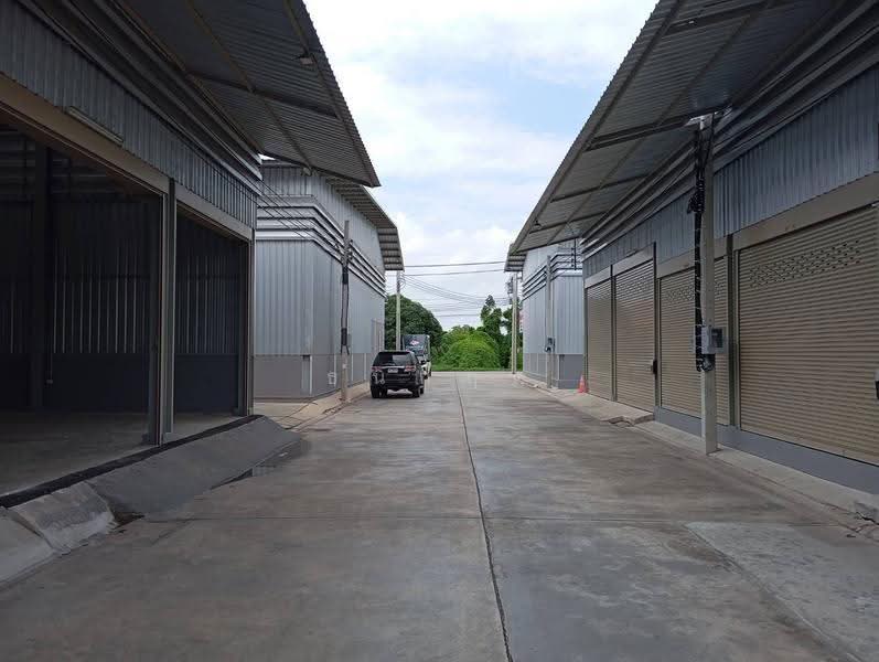 โกดังให้เช่าพร้อมออฟฟิศ 460 ตรม. ** ประชาอุทิศ 90 บ้านคลองสวน สมุทรปราการ, Samut Prakan, Ban Khlong Suan, Phra Samut Jadee, Samut Prakan, , 460 sqm, Warehouse/Factory For Rent, by ธนกฤต, 500550529 - DDproperty.com