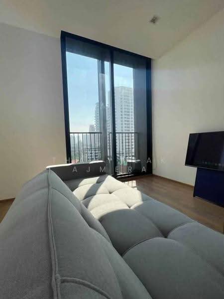 Noble BE33, Bangkok, 19 Soi Sukhumvit 33, Khlong Tan Nua, Watthana, Bangkok, 2 Bedrooms, 70 sqm, Condo For Rent, by Thanyalak Ajmera, 500550532 - DDproperty.com