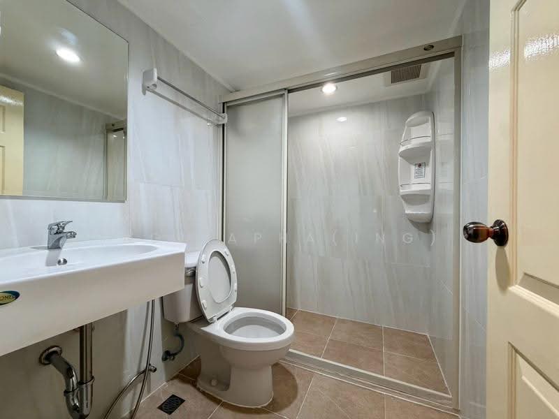 Lumpini Ville Sukhumvit 77, Bangkok, Sukhumvit 77 Road, Suan Luang, Bangkok, 2 Bedrooms, 66 sqm, Condo For Sale, by Ingprapha(Ing), 500550561 - DDproperty.com