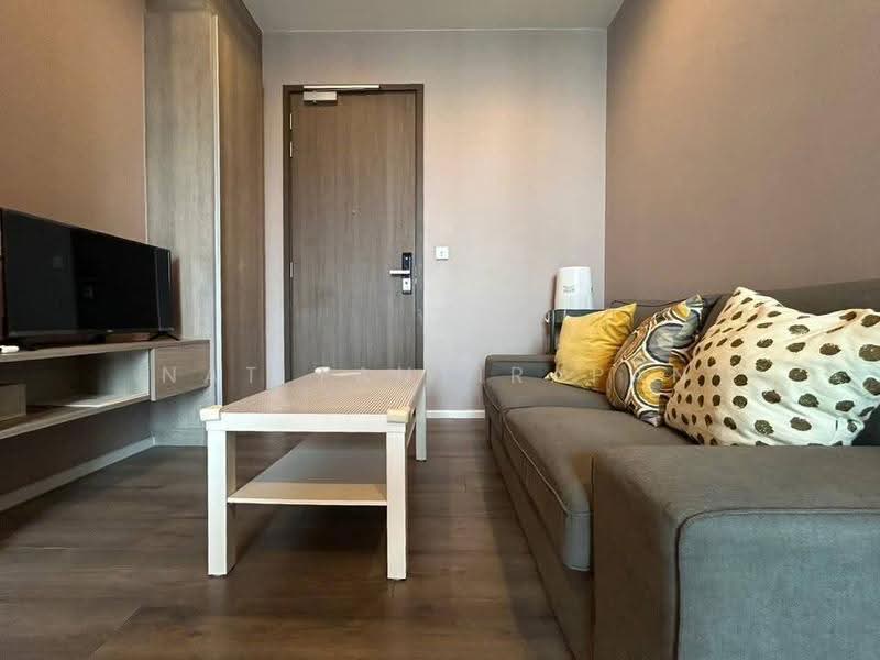 Whizdom Essence, bangkok, 5 Piyabutr 1 Alley, Bang Chak, Phra Khanong, Bangkok, 1 Bedroom, 34 sqm, Condo For Rent, by Nat Tantirapan, 500550631 - DDproperty.com