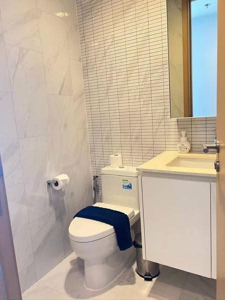 Hyde Sukhumvit 11, Bangkok, 11 Soi Sukhumvit 11, Khlongtoei Nua, Watthana, Bangkok, 2 Bedrooms, 60 sqm, Condo For Rent, by Nat Tantirapan, 500550636 - DDproperty.com