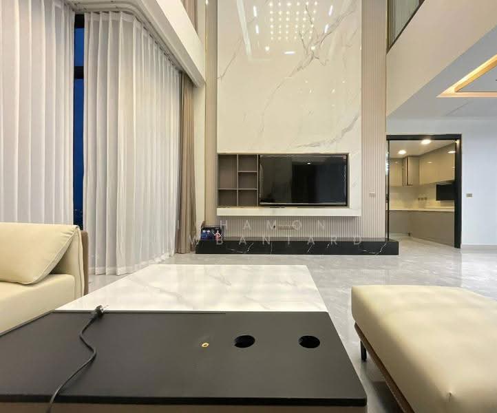 One9Five Asoke-Rama 9, Bangkok, 195 Soi Rama 9 Soi 5, Huai Khwang, Bangkok, 5 Bedrooms, 280 sqm, Condo For Rent, by Pichamon Chawbantard, 500550638 - DDproperty.com
