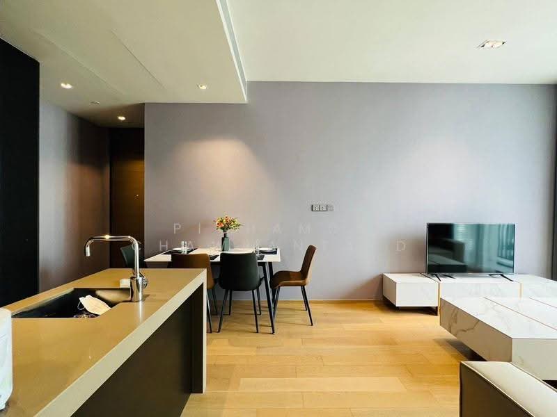 28 Chidlom, Bangkok, 28 Chit Lom Alley, Lumphini, Pathum Wan, Bangkok, 1 Bedroom, 54 sqm, Condo For Rent, by Pichamon Chawbantard, 500550648 - DDproperty.com