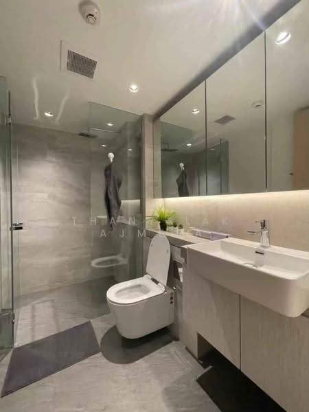 The Lofts Silom, Bangkok, Pramuan Road, Silom, Bang Rak, Bangkok, 1 Bedroom, 47 sqm, Condo For Rent, by Thanyalak Ajmera, 500550655 - DDproperty.com