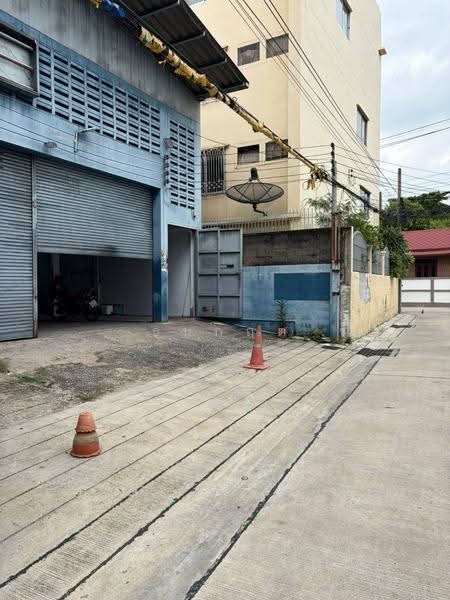 โกดังให้เช่า พร้อมออฟฟิศ 580 ตรม. ใจกลางเมือง ย่านดินแดง ใกล้จตุจักร วิภาวดีรังสิต 6, Bangkok, Din Daeng, Bangkok, , 580 sqm, Warehouse/Factory For Rent, by ธนกฤต, 500550659 - DDproperty.com