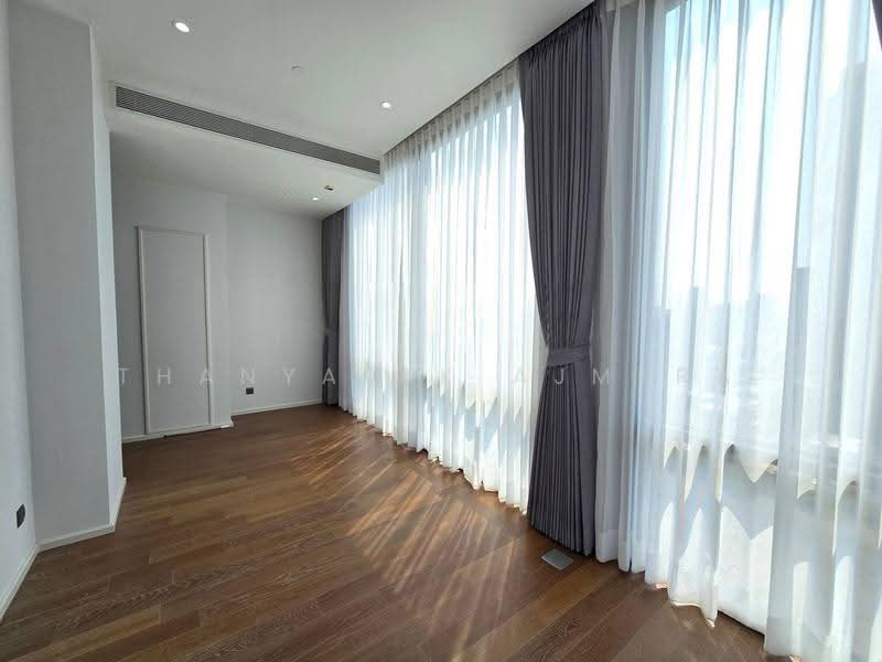 Muniq Langsuan, Bangkok, Soi Tonson, Lumphini, Pathum Wan, Bangkok, 2 Bedrooms, 101 sqm, Condo For Rent, by Thanyalak Ajmera, 500550674 - DDproperty.com