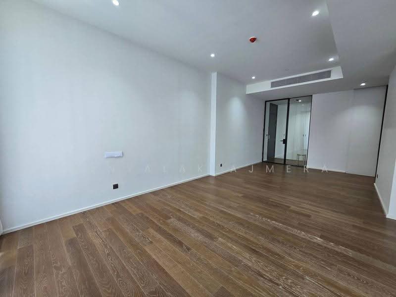 Muniq Langsuan, Bangkok, Soi Tonson, Lumphini, Pathum Wan, Bangkok, 2 Bedrooms, 101 sqm, Condo For Rent, by Thanyalak Ajmera, 500550674 - DDproperty.com