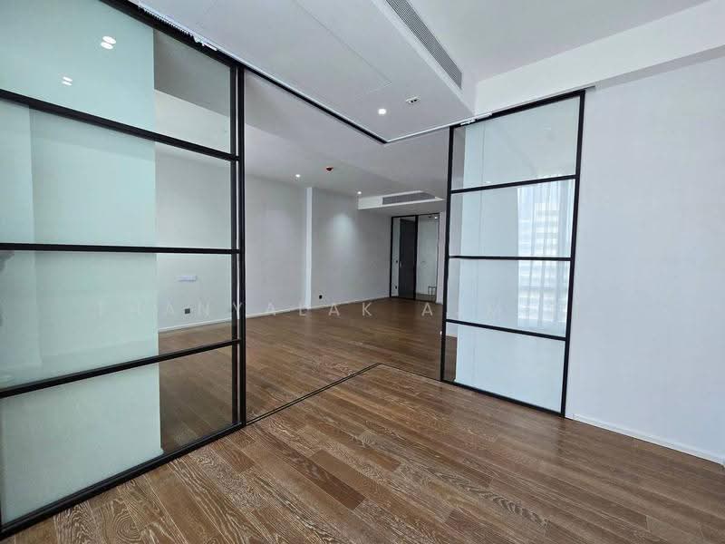 Muniq Langsuan, Bangkok, Soi Tonson, Lumphini, Pathum Wan, Bangkok, 2 Bedrooms, 101 sqm, Condo For Rent, by Thanyalak Ajmera, 500550674 - DDproperty.com