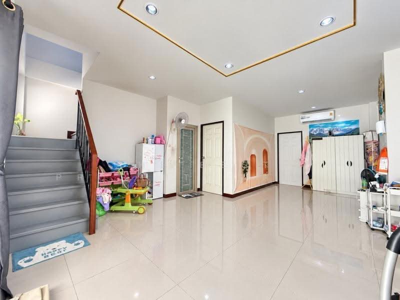 หมู่บ้านนิราวิลล์ ไอริช สมุทรสาคร (Niraville Irich), Samut Sakhon, Na Di, Muang Samut Sakhon, Samut Sakhon, 4 Bedrooms, 151 sqm, Townhouse For Sale, by The Best Property ดาด้า, 500550683 - DDproperty.com