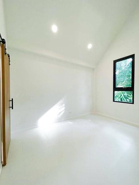 sale: Ultra-luxury detached house—the last unit in the project—near Hat Yai University. Corner unit, Songkhla, Khuan Lang, Hat Yai, Songkhla, 3 Bedrooms, 400 sqm, Single Detached House For Sale, by Rachen Nopsuwan, 500550688 - DDproperty.com