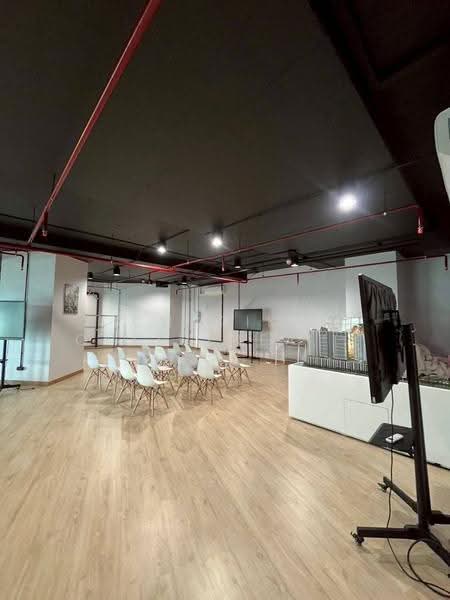 For Sale - Office Space at Artisan Ratchada, Bangkok, เทียนร่วมมิตร, Huai Khwang, Bangkok, , 372 sqm, Office Space For Sale, by chotika onlinerealtor, 500550711 - DDproperty.com