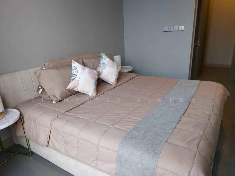 The Esse at Singha Complex, Bangkok, 1788 New Petchaburi Rd, Khlongtoei Nua, Watthana, Bangkok, 1 Bedroom, 35 sqm, Condo For Rent, by Thanyalak Ajmera, 500550715 - DDproperty.com