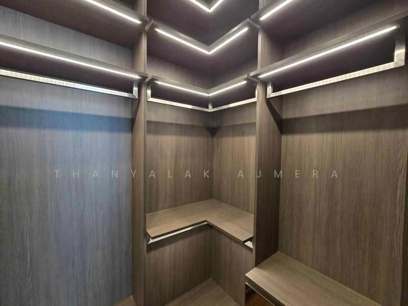 Q1 Sukhumvit, Bangkok, 1 Sukhumvit Road, Khlong Toei, Bangkok, 2 Bedrooms, 93 sqm, Condo For Rent, by Thanyalak Ajmera, 500550742 - DDproperty.com