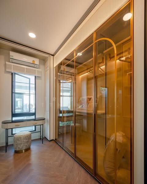 Nantawan Rama 9 - New Krungthepkreetha, Bangkok, Saphan Sung, Bangkok, 4 Bedrooms, 302 sqm, Single Detached House For Rent, by TREBA - Ratthanatorn, 500550763 - DDproperty.com