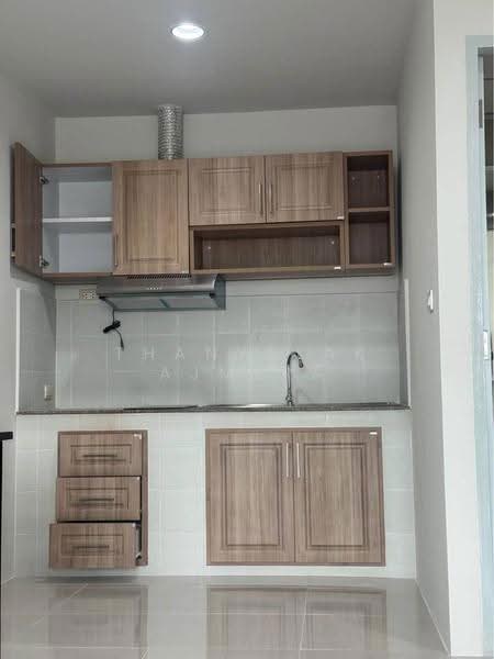 S Condo Sukhumvit 50, Bangkok, 1332 Sukhumvit 50 Aly, Phra Kanong, Khlong Toei, Bangkok, 2 Bedrooms, 72 sqm, Condo For Rent, by Thanyalak Ajmera, 500550769 - DDproperty.com