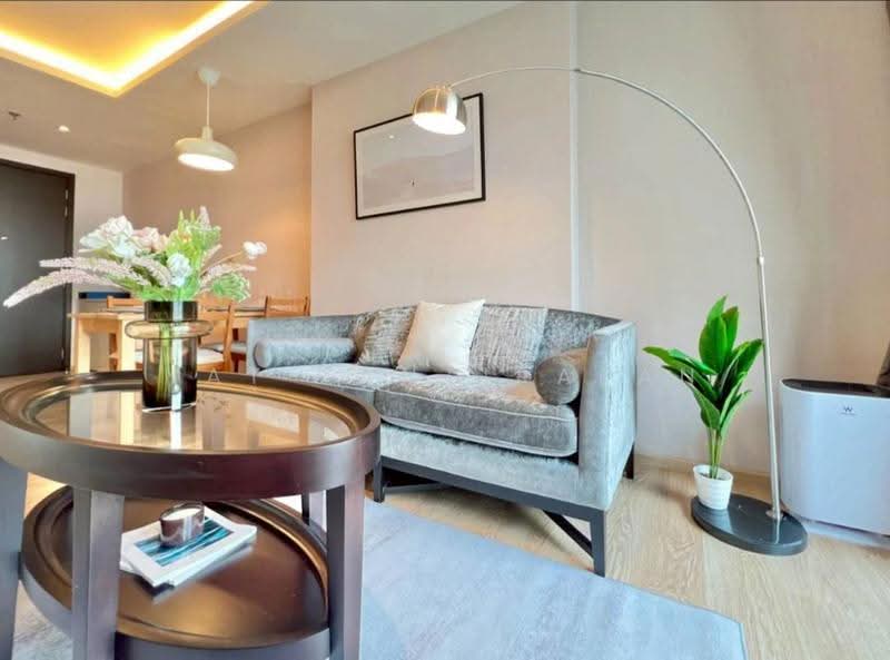H Sukhumvit 43, Bangkok, 28 Sukhumvit 34 Road, Khlong Tan Nua, Watthana, Bangkok, 1 Bedroom, 49 sqm, Condo For Rent, by Nat Tantirapan, 500550796 - DDproperty.com