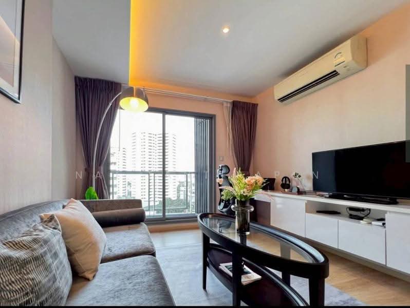 H Sukhumvit 43, Bangkok, 28 Sukhumvit 34 Road, Khlong Tan Nua, Watthana, Bangkok, 1 Bedroom, 49 sqm, Condo For Rent, by Nat Tantirapan, 500550796 - DDproperty.com