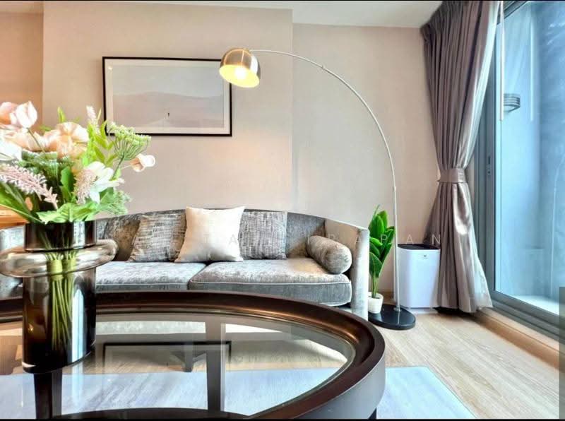H Sukhumvit 43, Bangkok, 28 Sukhumvit 34 Road, Khlong Tan Nua, Watthana, Bangkok, 1 Bedroom, 49 sqm, Condo For Rent, by Nat Tantirapan, 500550796 - DDproperty.com