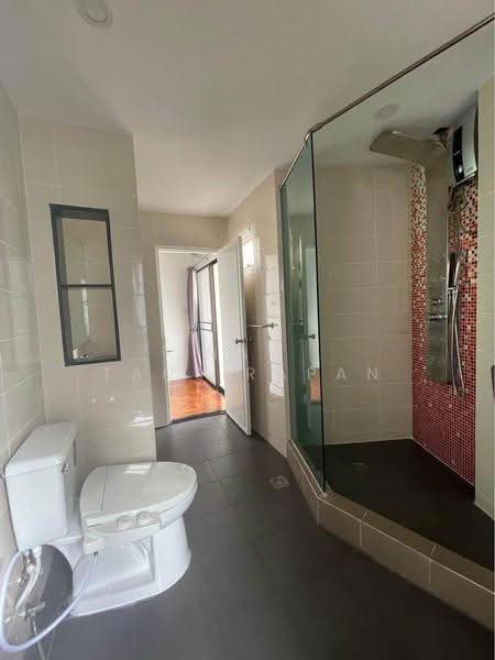 Fifty Fifth Tower, Bangkok, 84 Soi Sukhumvit 55, Sukhumvit Road, Khlong Tan Nua, Watthana, Bangkok, 3 Bedrooms, 223 sqm, Condo For Rent, by Nat Tantirapan, 500550813 - DDproperty.com